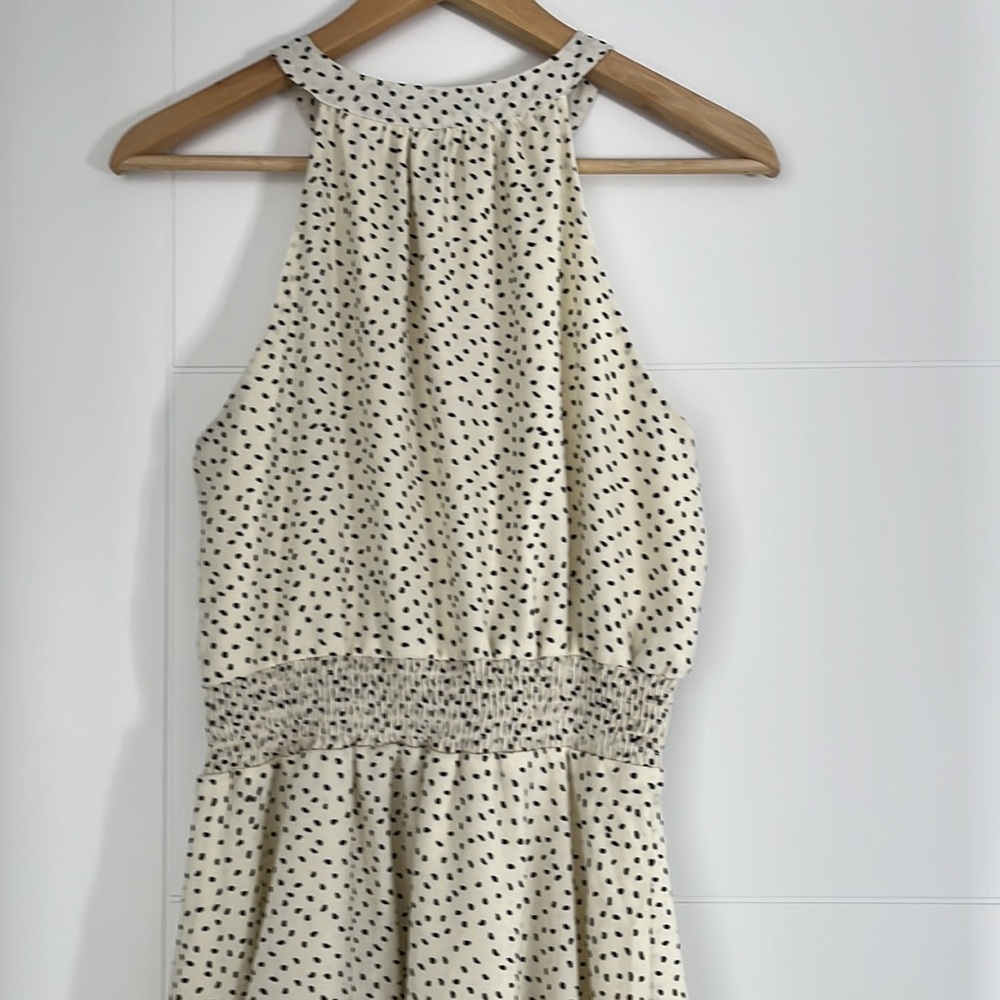A gorgeous spring dress 👗 - Picture 7 of 9